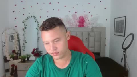 Snapshot of sven_fox723 chatting on 05-04-26, 12:34 Sven online show from 05-04-26, 12:34