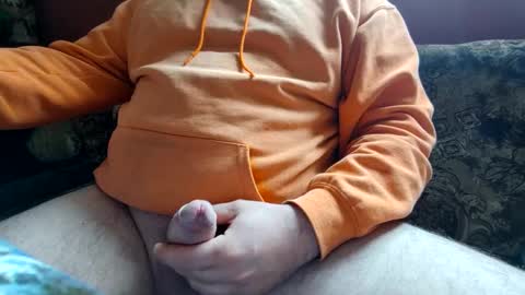 Snapshot of svetlio85 chatting on 12-29-24, 09:28 Svetlio online show from 12-29-24, 09:28