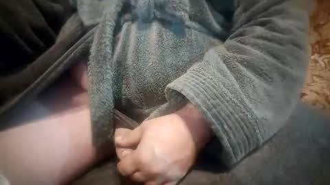 Snapshot of svetlio85 chatting on 11-01-25, 11:51 Svetlio online show from 11-01-25, 11:51