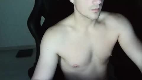 Snapshot of sweeeettt___ chatting on 09-14-25, 05:34 sweeeettt___ online show from 09-14-25, 05:34