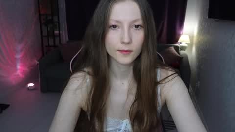 Snapshot of sweeet_lilit chatting on 02-10-26, 10:36 SwitLilit online show from 02-10-26, 10:36