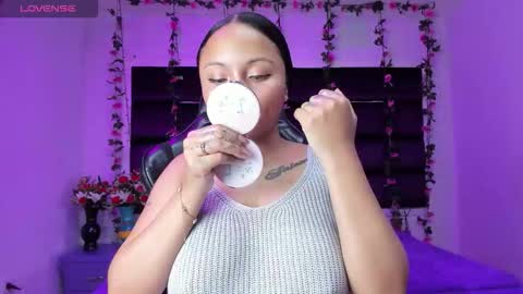 Snapshot of sweelanna chatting on 02-19-26, 01:56 sweet ana online show from 02-19-26, 01:56