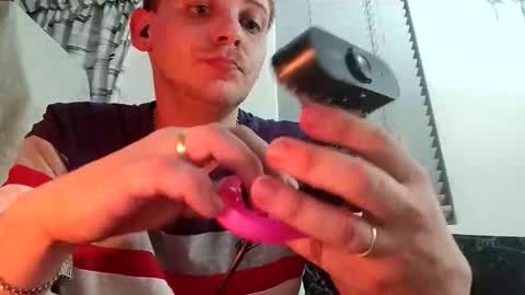 Snapshot of sweeneydemonn chatting on 11-11-25, 10:43 SweenyDemonnZA online show from 11-11-25, 10:43