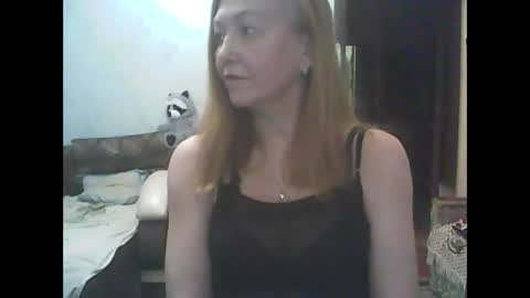 sweet4blonde67 online show from 11-11-25, 08:47