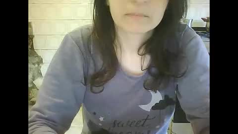 Snapshot of sweet4y0u chatting on 04-19-26, 04:17 sweet4y0u online show from 04-19-26, 04:17