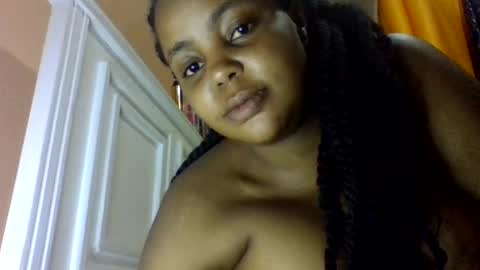 Snapshot of sweet52537 chatting on 07-02-26, 09:43 sweet52537 online show from 07-02-26, 09:43