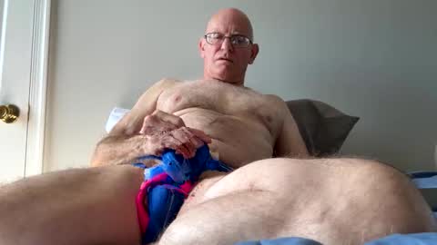 Zeppelin man online show from 03-18-26, 07:17