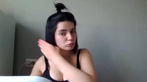 sweet632girl65 online show from 06-04-26, 02:56