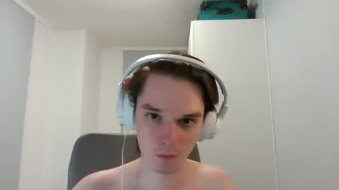 Sweet boy online show from 07-18-26, 07:39