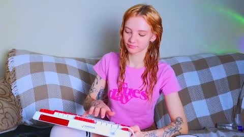 Snapshot of sweet_69billy chatting on 11-25-25, 02:11 Im Billy online show from 11-25-25, 02:11