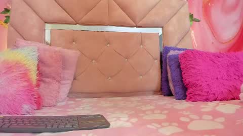 Snapshot of sweet__luna__ chatting on 07-15-26, 10:53 sweet__luna__ online show from 07-15-26, 10:53