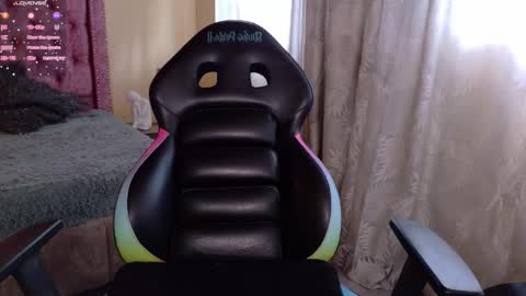 sweet__thang online show from 10-28-25, 03:25