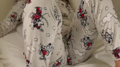 Snapshot of sweet_adelee chatting on 04-28-26, 09:36 free online show from 04-28-26, 09:36