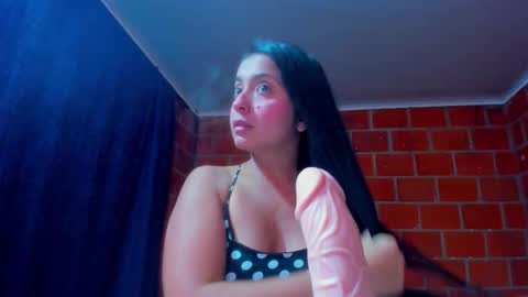 Snapshot of sweet_and_hot_alaia chatting on 02-13-26, 02:40 sweet and hot alaia online show from 02-13-26, 02:40