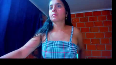 Snapshot of sweet_and_hot_alaia chatting on 02-22-26, 07:19 sweet and hot alaia online show from 02-22-26, 07:19