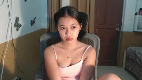 sweet_angela0701 online show from 09-12-25, 03:23