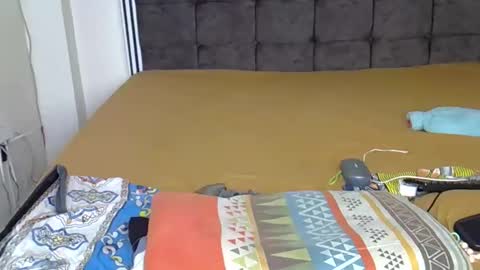 angie online show from 09-11-25, 02:00