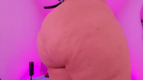 Snapshot of sweet_ariel7 chatting on 07-10-26, 03:11 Ariel online show from 07-10-26, 03:11