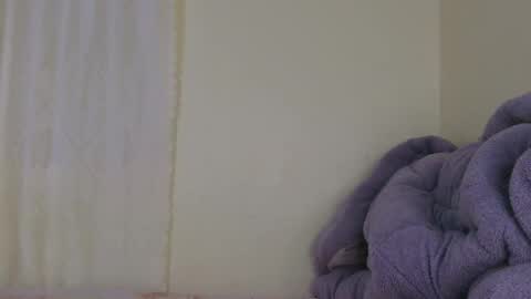 Snapshot of sweet_babees chatting on 05-24-26, 12:26 sweetheart online show from 05-24-26, 12:26