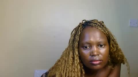Snapshot of sweet_babees chatting on 06-11-26, 02:53 sweetheart online show from 06-11-26, 02:53