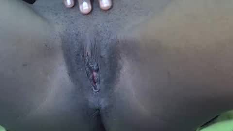 Queen online show from 02-06-26, 09:34