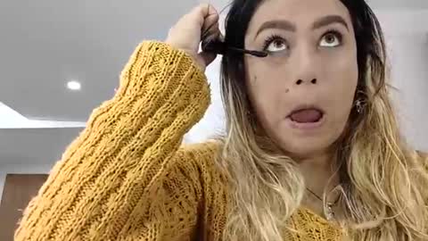 Bella Valery online show from 04-21-26, 11:38