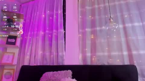 Snapshot of sweet_bellaa_ chatting on 07-02-26, 05:35 Bella online show from 07-02-26, 05:35