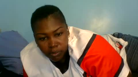 sweet_bery254 online show from 07-12-26, 09:00