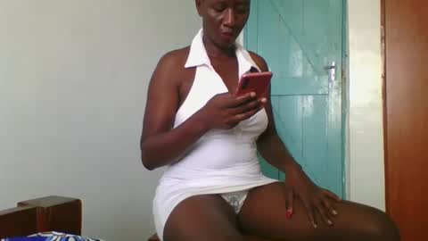 bella online show from 02-03-25, 06:56