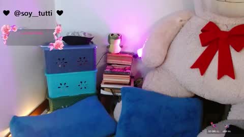 Snapshot of sweet_bluee chatting on 12-30-24, 02:08 Tutti  online show from 12-30-24, 02:08