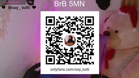 Snapshot of sweet_bluee chatting on 01-07-25, 01:59 Tutti  online show from 01-07-25, 01:59