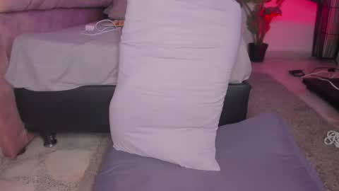 Chelsy  online show from 04-17-26, 04:54