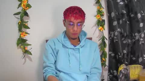 Snapshot of sweet_boy2224 chatting on 11-14-25, 10:40 sweet_boy2224 online show from 11-14-25, 10:40