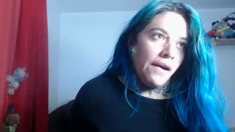 Snapshot of sweet_bubblee chatting on 05-11-26, 01:22 Bubbles online show from 05-11-26, 01:22