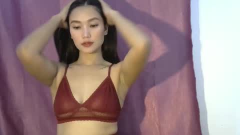 Snapshot of sweet_candice97 chatting on 09-11-25, 01:39 candy online show from 09-11-25, 01:39