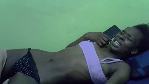 sweet_candie01 online show from 11-28-25, 06:32