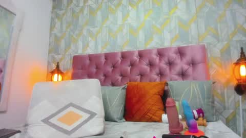Snapshot of sweet_candy_sex1 chatting on 06-25-26, 05:12 sweet_candy_sex1 online show from 06-25-26, 05:12