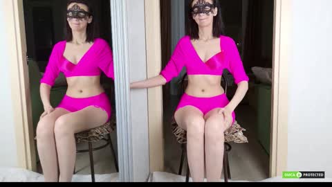 Snapshot of sweet_cat9 chatting on 02-22-26, 06:28 Galina online show from 02-22-26, 06:28