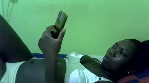 sweet_cherie1 online show from 02-14-26, 06:26