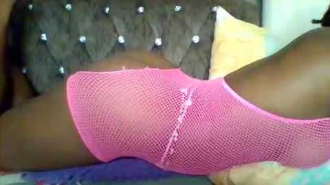 sweet_cherry007 online show from 10-12-25, 05:01