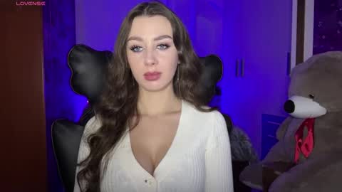 Sweet Cherry online show from 12-04-25, 09:45