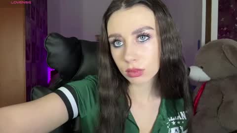 Snapshot of sweet_cherry_n chatting on 04-26-26, 05:54 Sweet Cherry online show from 04-26-26, 05:54