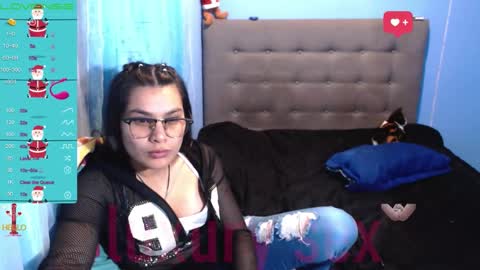 sweet_fantasy_couple online show from 11-05-25, 10:54