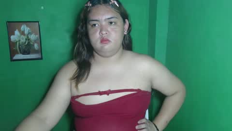 sweet_frex123 online show from 10-01-25, 12:49