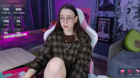 Snapshot of sweet_frosty chatting on 02-04-26, 03:34 Alice online show from 02-04-26, 03:34