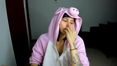 Hanna online show from 09-26-25, 03:43