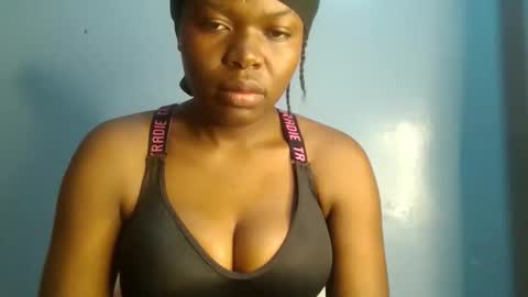 Snapshot of sweet_jamiie chatting on 10-08-25, 09:12 jay online show from 10-08-25, 09:12