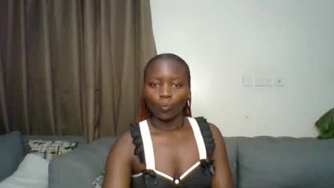 Snapshot of sweet_jenica chatting on 07-06-26, 04:20 ESTHER NEEMA online show from 07-06-26, 04:20