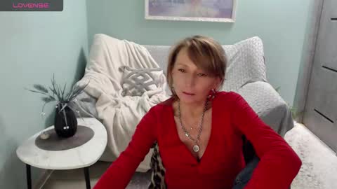 Snapshot of sweet_kitty5 chatting on 09-26-25, 10:41 Helen online show from 09-26-25, 10:41