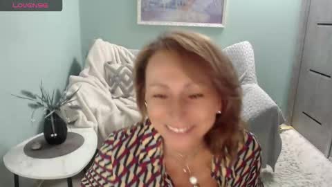Snapshot of sweet_kitty5 chatting on 10-07-25, 05:59 Helen online show from 10-07-25, 05:59
